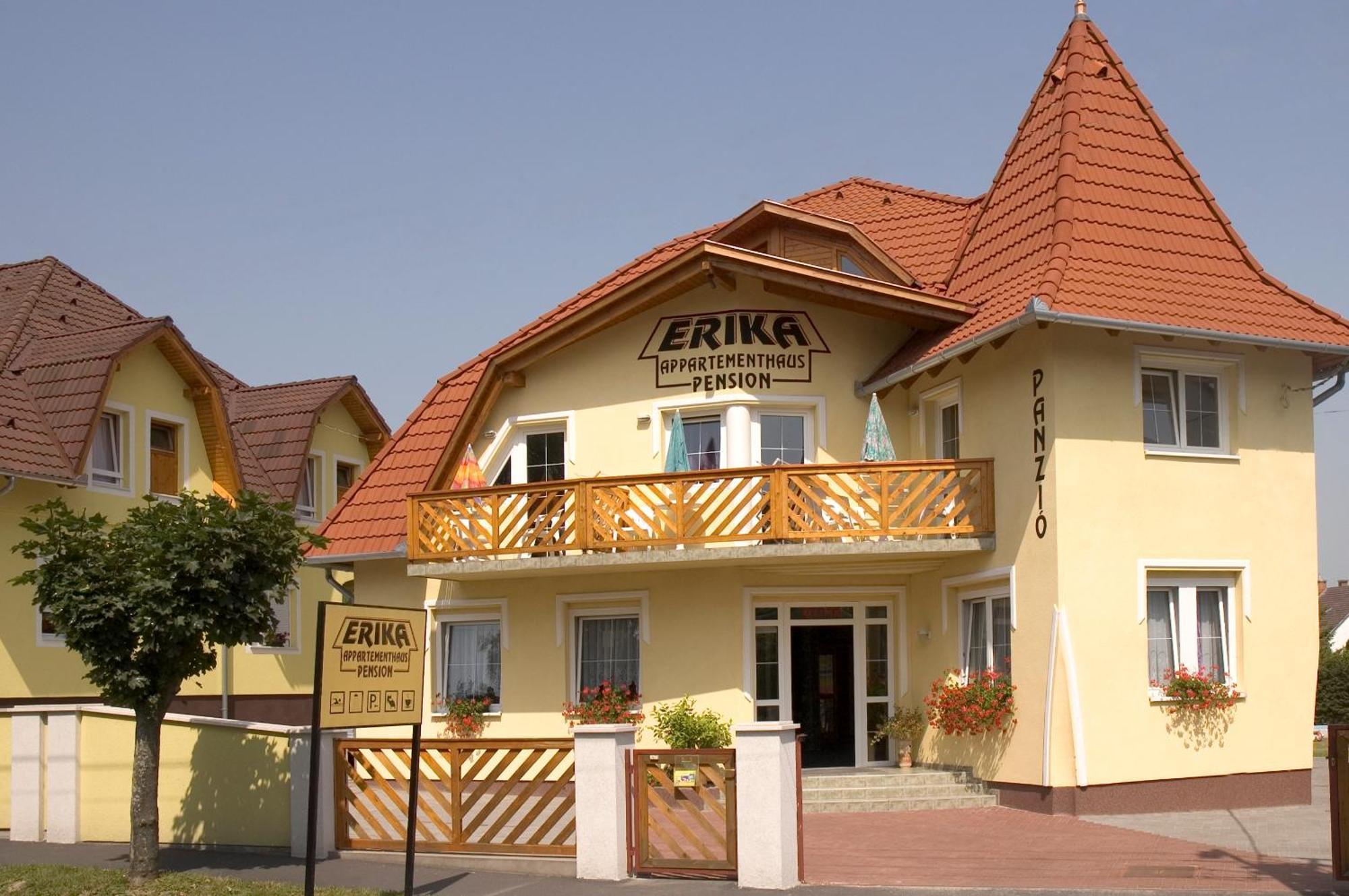 Erika Pension Кестхей Экстерьер фото
